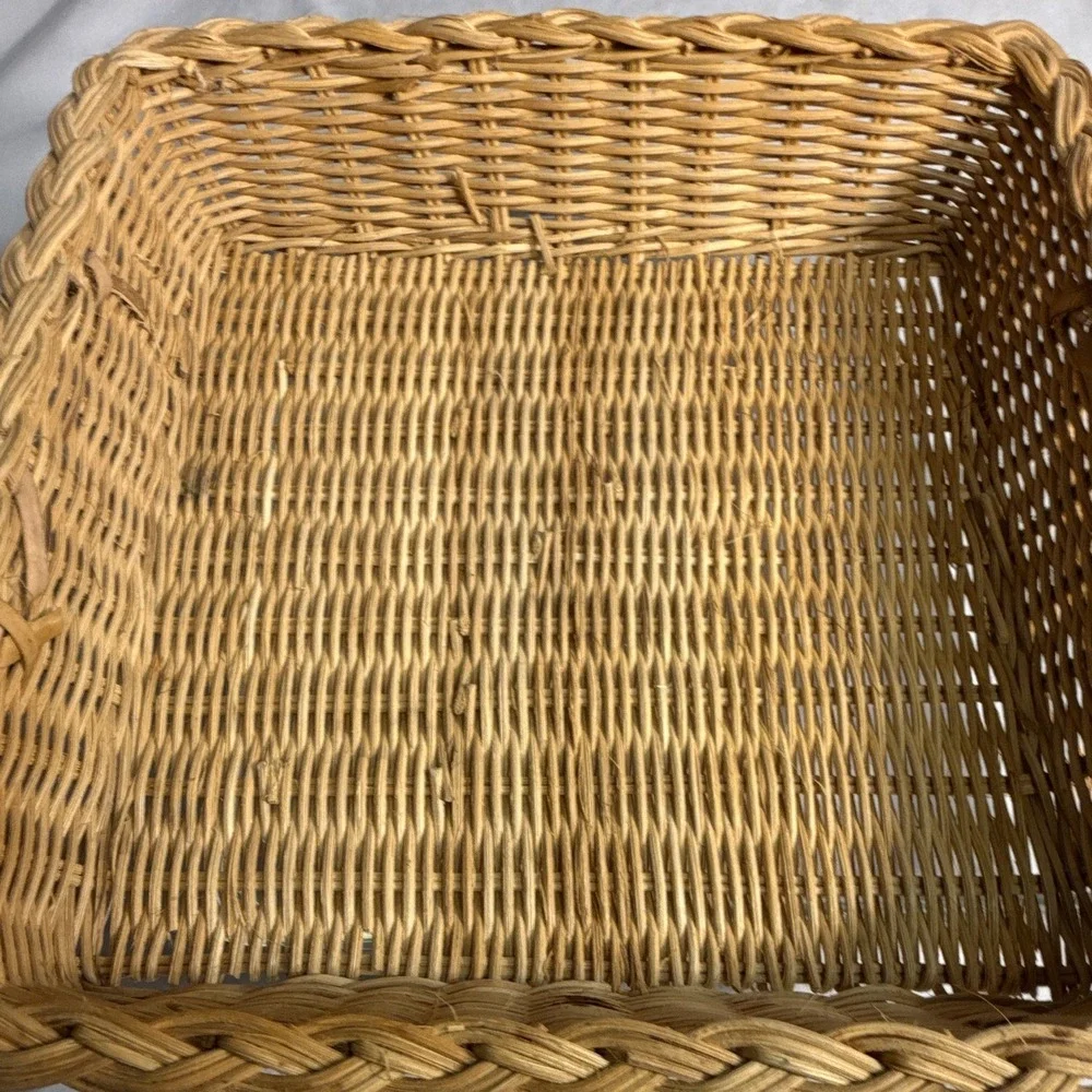Pyrex 2 Qt Clear Glass Square Baking Dish 232 w/ Wicker Basket Carrier